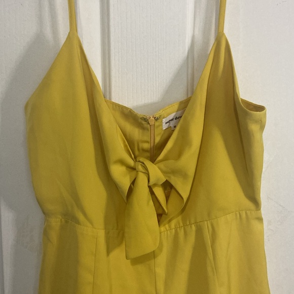 Super Down Romper - Picture 2 of 4